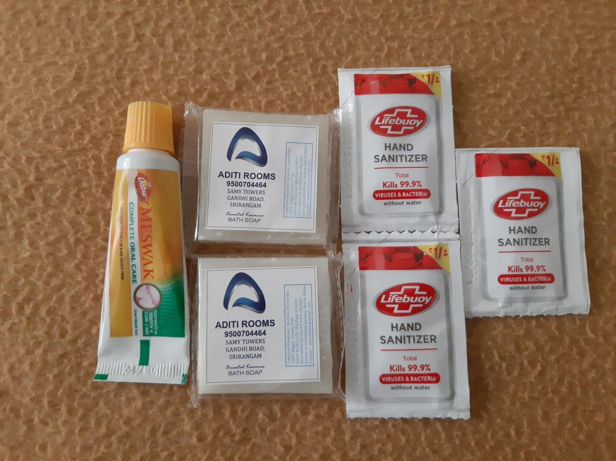 Aditi Rooms Tiruchirappalli Ruang foto