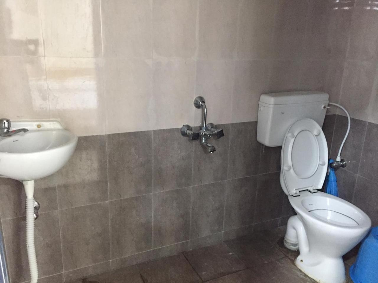 Aditi Rooms Tiruchirappalli Bagian luar foto